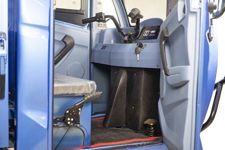 Грузовой электрический трицикл Rutrike КАРГО Кабина Дуал в Самаре