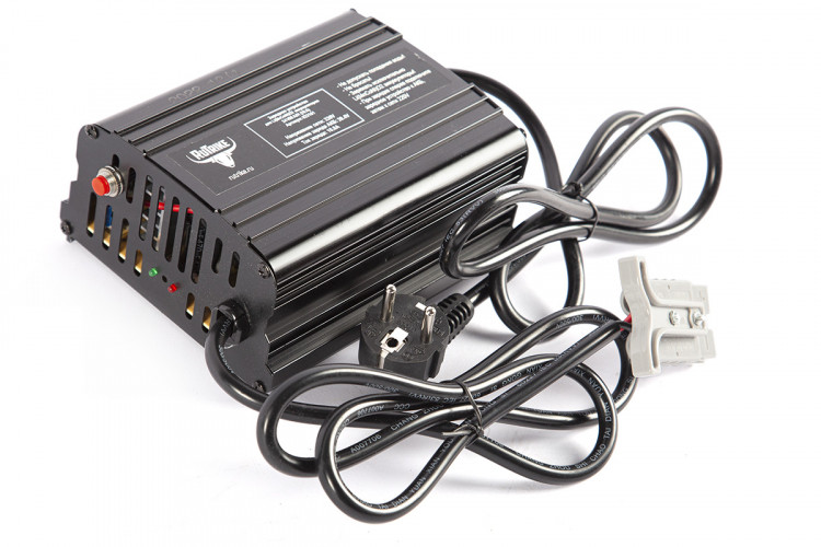 Зарядное устройство RuTrike для аккумуляторов 24V50A/H (10A) в Самаре