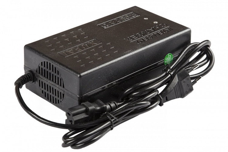 Зарядное устройство RuTrike для аккумуляторов 60V32A/H (4A) в Самаре