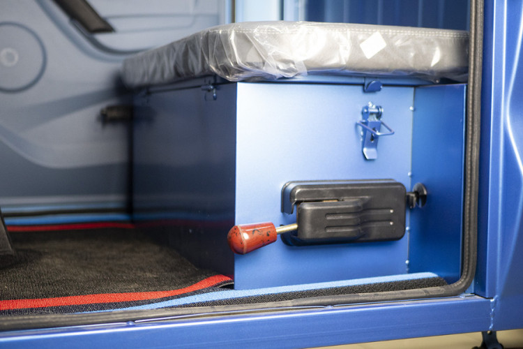 Грузовой электротрицикл Rutrike КАРГО Кабина 1500 в Самаре